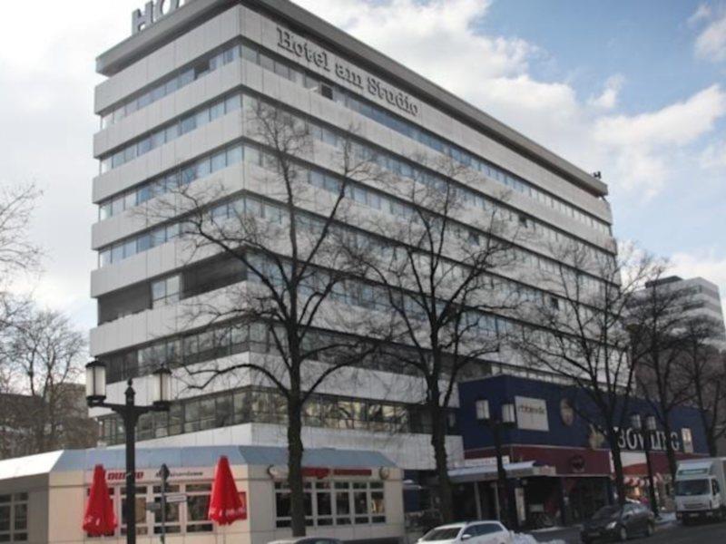 Concorde Hotel am Studio Berlín Exterior foto